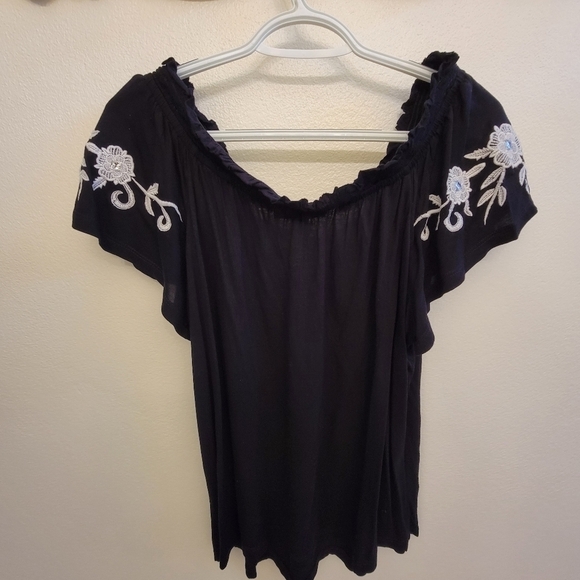 International Concepts (INC) Short Sleeve Top - Picture 2 of 5